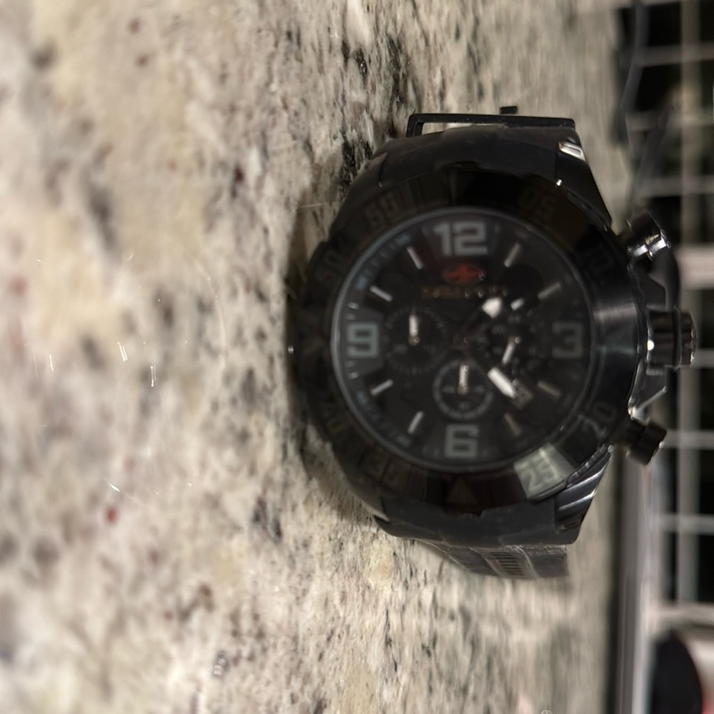 SEAPRO MEN'S DIVER BLACK DIAL WATCH - SP1122